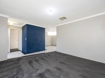32 Jubilee Drive, Waikiki