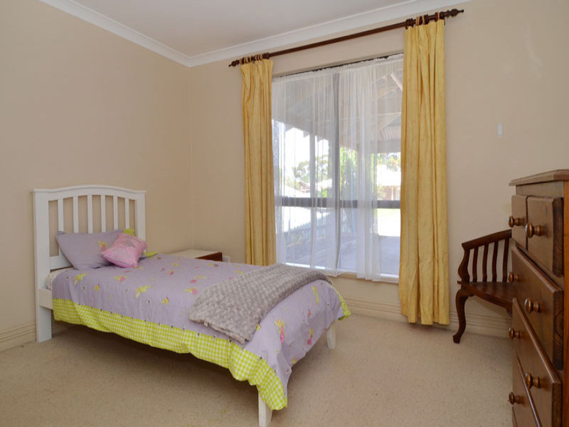 12 Holroyd Way, Boulder