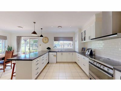 6 Araluen Way, Dubbo