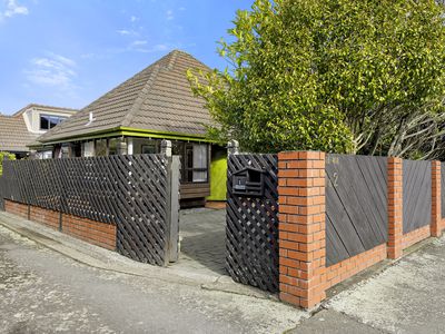 1 / 406 Fergusson Drive, Heretaunga