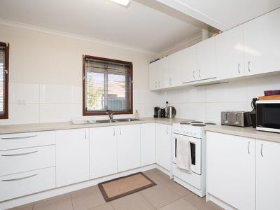 5 Delamere Place, South Hedland