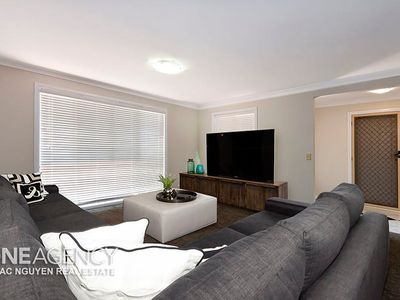 85 Renoir Cres, Forest Lake