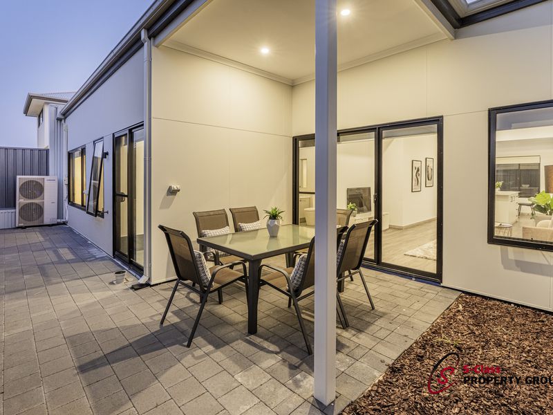 A&B / 35 Badrick St, Warwick