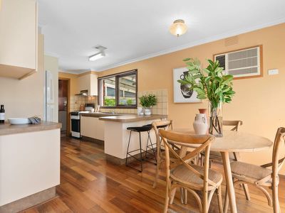 2 / 29 Wyong Court, Patterson Lakes