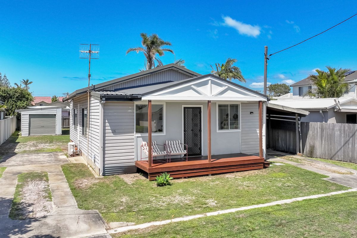 25 Manly Parade, The Entrance North
