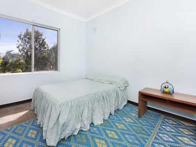 144 Lake Avenue, Cringila