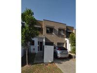 35 / 37 Slobodian Avenue, Eight Mile Plains
