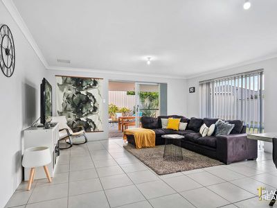 6 Kendale Way, Meadow Springs