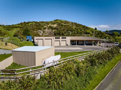 132 Bing Lucas Drive, Tawa