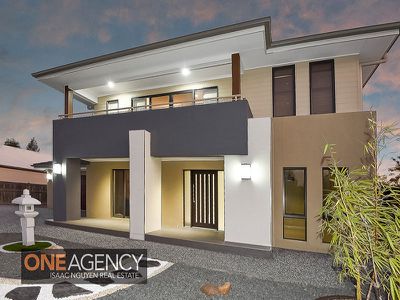4 Conlan Court, Augustine Heights