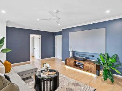 21 Guthrie Close, Bentley Park