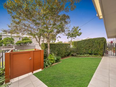 6 / 6 Sixth Ave, Sandgate