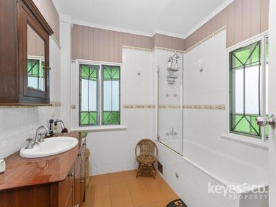 4 Sixth Avenue, South Townsville