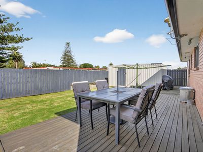 10 Aitkenhead Court, Parakai, Helensville