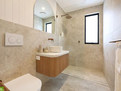 46B First Ave North, Warrawong