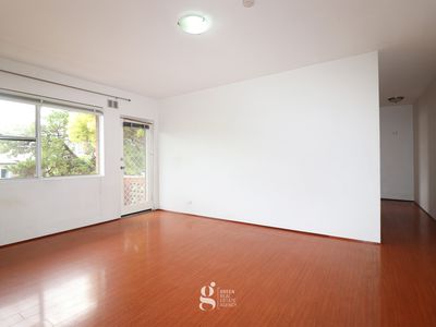 2 / 2 Mons Avenue, West Ryde