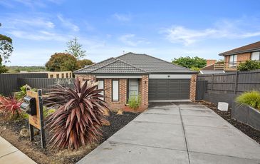 4 Mahon Avenue, Beaconsfield