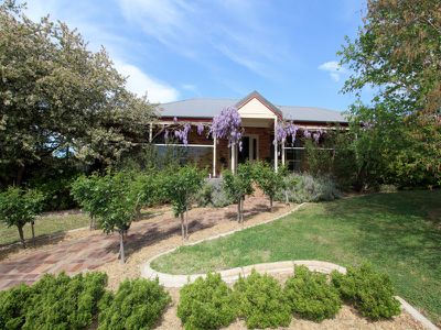 10 Dale Place, Windradyne