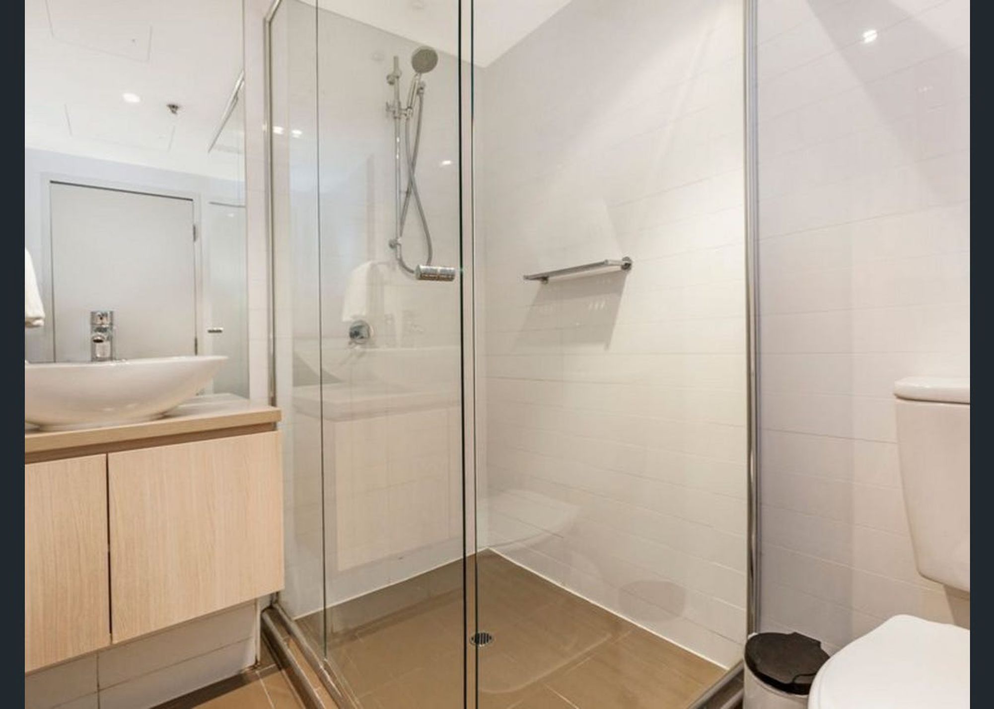 1001 / 10 Balfours Way, Adelaide