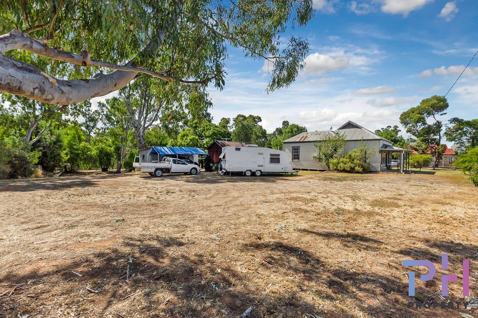 5 Park Street, Bridgewater On Loddon