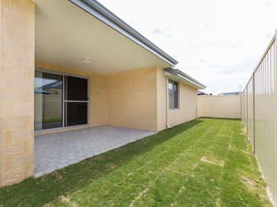 19 Goldsbrough Entrance, Helena Valley