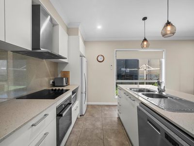 12 Wheeldon Court, Cooroy