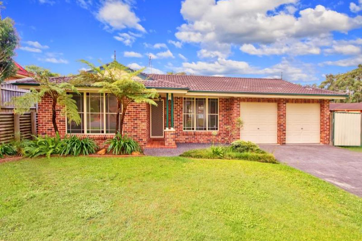 8 Sandpiper Place, Green Point
