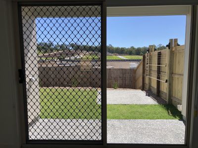 2 / 12 Claireview Street , Logan Reserve