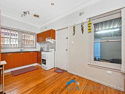 77 View St, Sefton