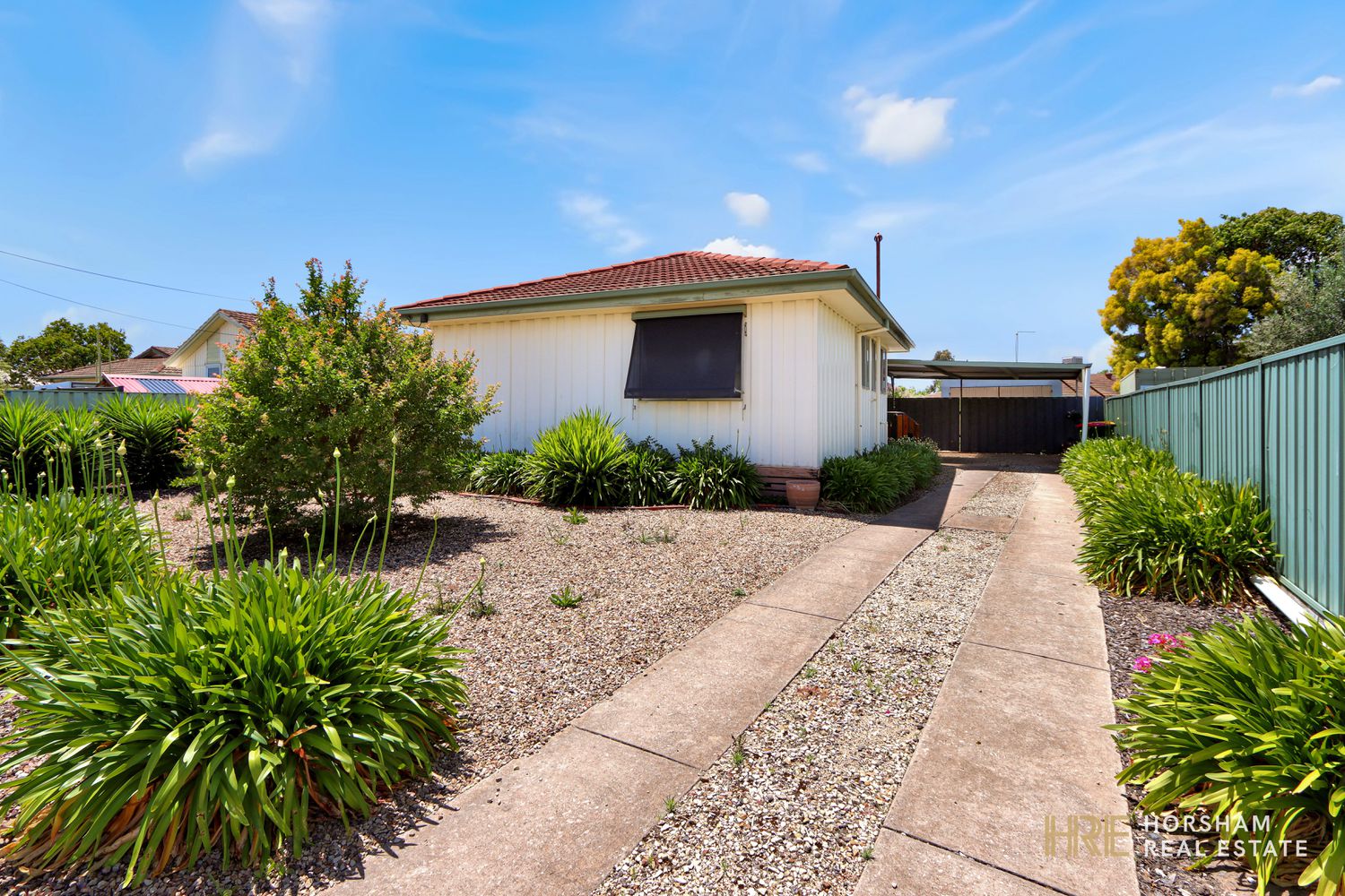 20 Felstead Avenue, Horsham