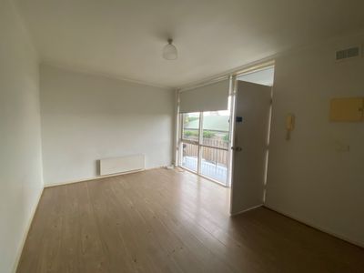 11 / 95-97 Summerhill Road, Footscray