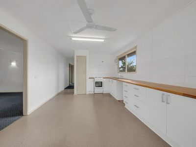 4  CALLIDE CRESCENT, Barney Point