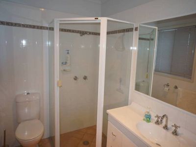 2B Yamba Street, Hawks Nest