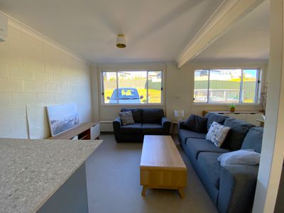 8A Blake Place, Narrawallee