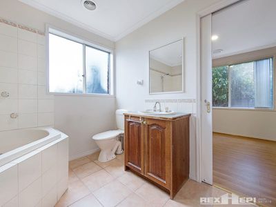 1 Gretel Court, Hampton Park
