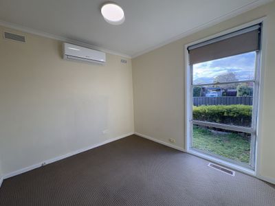 18 Marchant Crescent, Sunshine West
