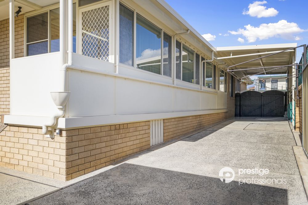 37 Edgecombe Avenue, Moorebank