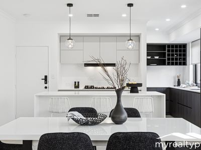 10 Viva Lane, North Perth