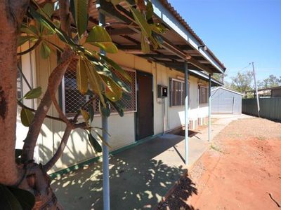 8 Weaver Place, South Hedland
