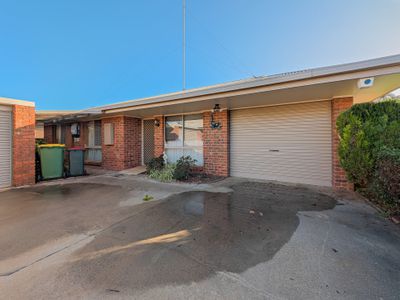 2 / 59 Scoresby Street, Kerang
