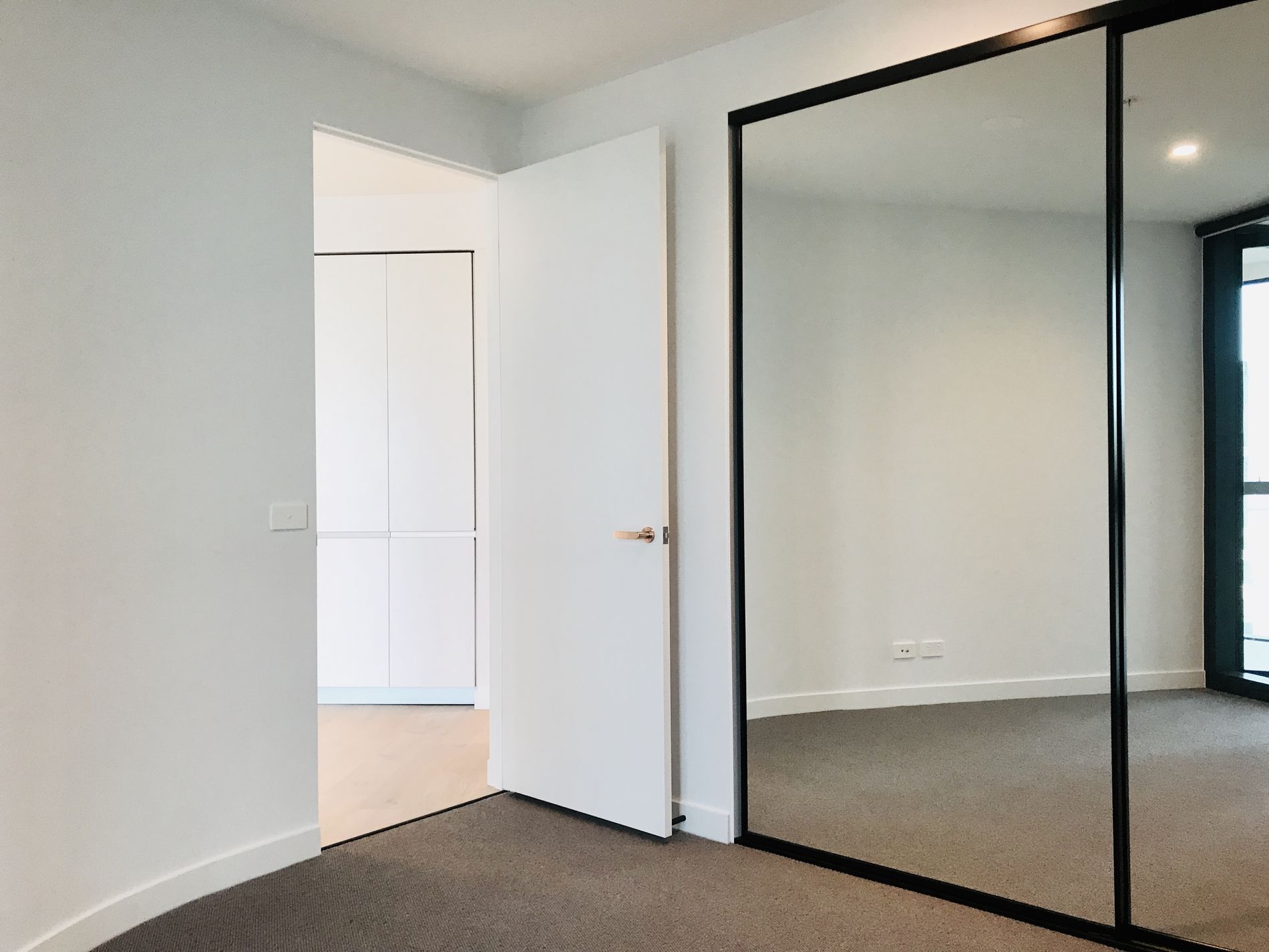 3216 / 228 La Trobe St, Melbourne