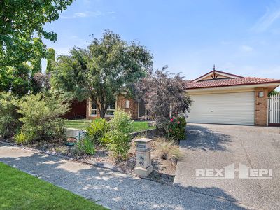 49 Rodlarni Crescent, Berwick