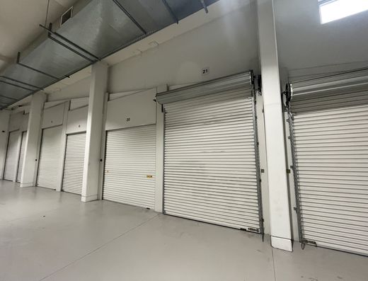 Affordable Aussie Strata Storage Unit 