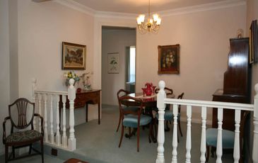 1 / 97 High Street, Berwick