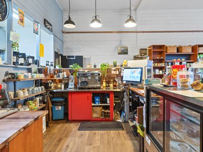 THE DUCK INN CAFE