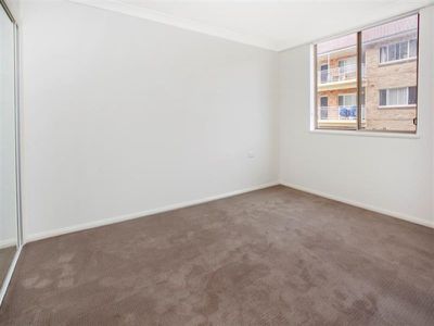 4 / 14-16 Church  St, North Wollongong