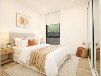 1 / 17 The Boulevarde, Lakemba