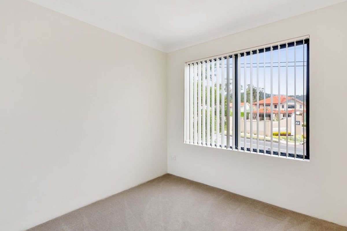 1 / 54 Karalta Road, Erina