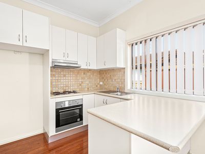 2 / 18 Allan Street, Port Kembla