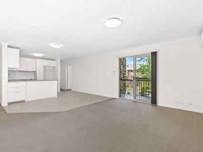 2 / 5 Vincent Street, Indooroopilly